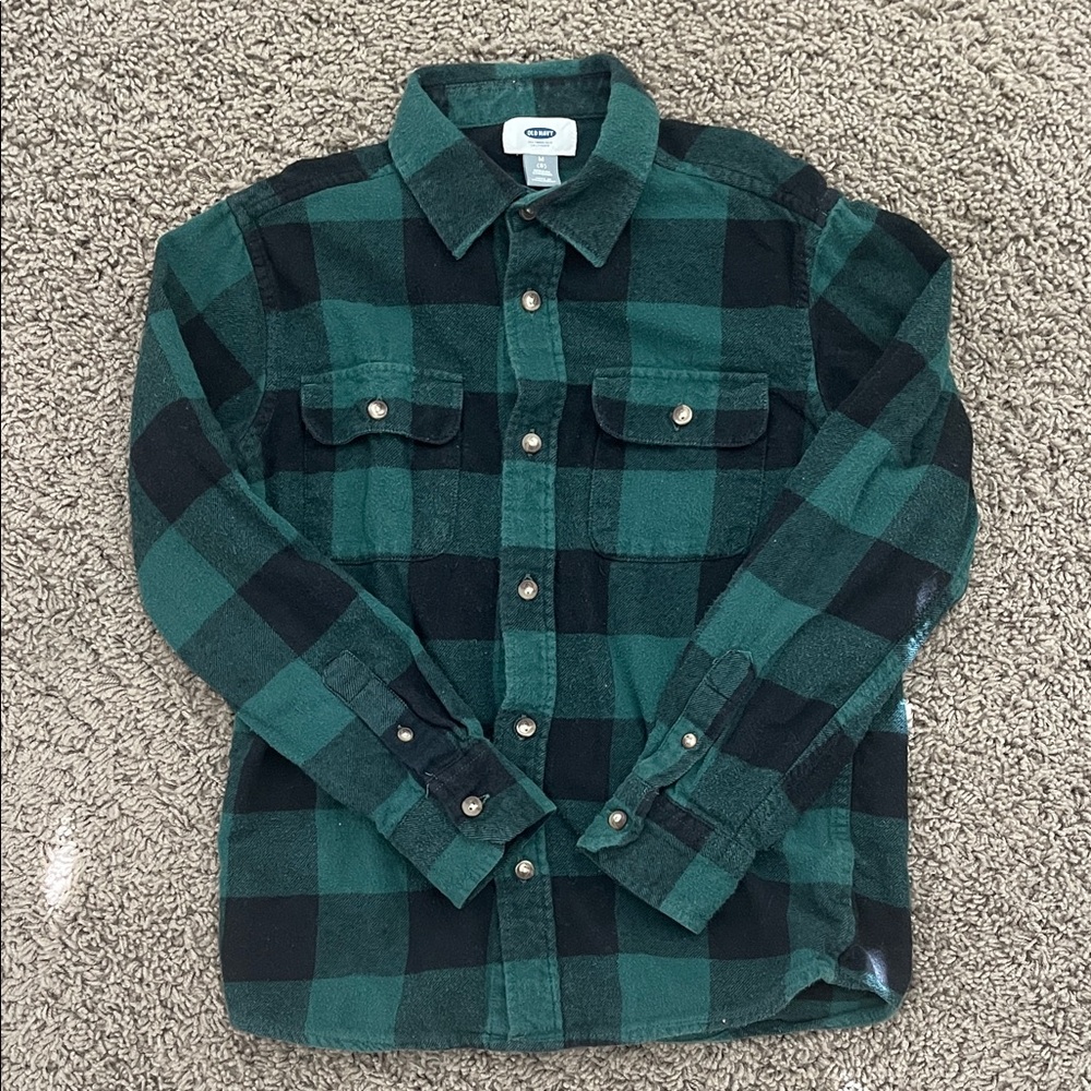 Old Navy Green and Black Plaid Shirt Boys Size M(8)